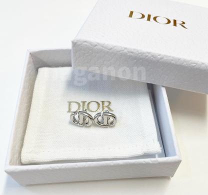 【国内直営即発】タイムレス！DIOR★CD NAVY スタッズ ピアス